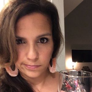 Meet your Posher, Sandra